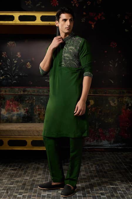 Diyarajvvir Embroidered Kurta With Pant 