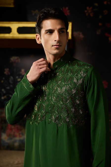 Buy_Diyarajvvir_Green Cotton, Silk Diamonds, Zari Embroidered Kurta With Pant _Online_at_Aza_Fashions