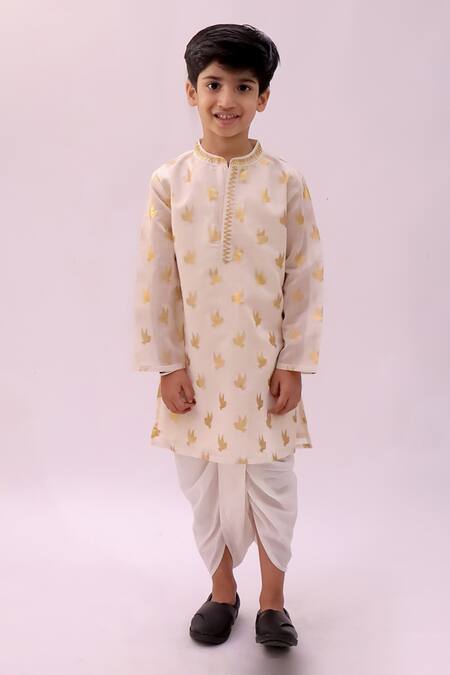 Lil Drama Off White Chanderi Foil Mishti Floral Butti Pattern Kurta And Dhoti Pant Set 