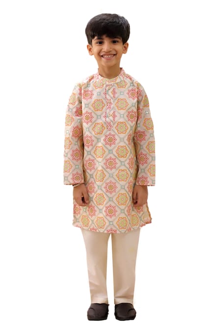 Lil Drama Off White Polyester, Silk, Cotton Mishti Floral Pattern Kurta And Pant Set 