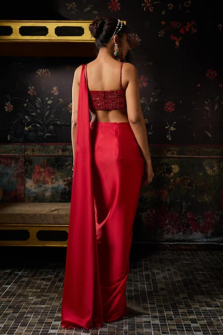 Diyarajvvir Pre-Draped Saree With Embellished Blouse 