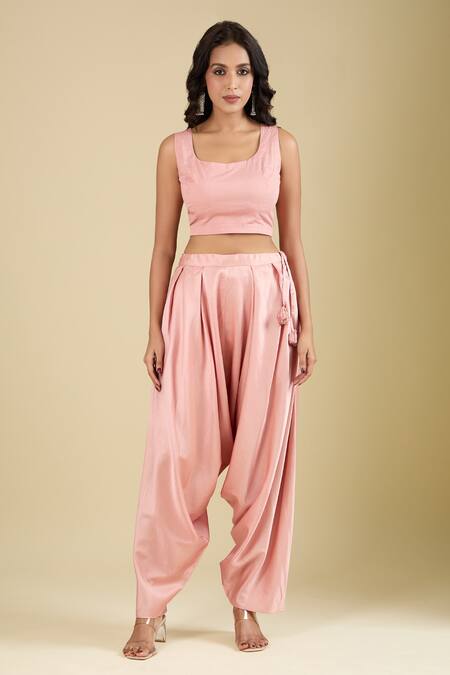 Shop Prisho Peach Embroidery Round Neck Scallop Kaftan Pant Set Online at Aza Fashions Shop_Prisho_Peach Embroidery Round Neck Scallop Kaftan Pant Set _Online_at_Aza_Fashions