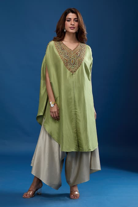 Buy_Prisho_Green Embroidery V-neck Thread Kaftan And Pant Set _Online_at_Aza_Fashions