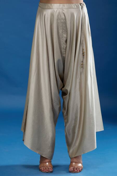 Prisho_Blue Embroidery V-neck Thread Work Kaftan And Pant Set _Online_at_Aza_Fashions