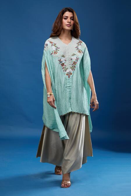 Buy_Prisho_Blue Embroidery V-neck Thread Work Kaftan And Pant Set _Online_at_Aza_Fashions
