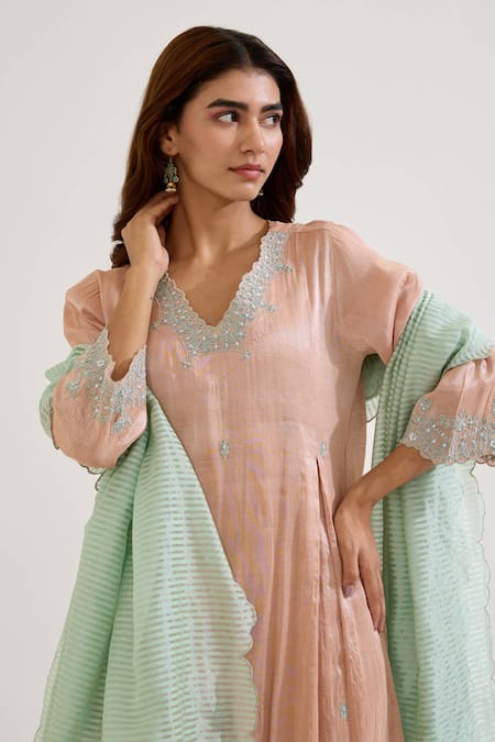 Shop Nero India Pink Tissue Embroidery V-neck Straight Kurta With Pant Online at Aza Fashions Shop_Nero India_Pink Tissue Embroidery V-neck Straight Kurta With Pant _Online_at_Aza_Fashions