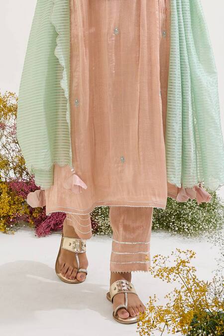 Shop_Nero India_Pink Tissue, Chanderi Embroidery V-neck Placement Kurta Set _Online_at_Aza_Fashions