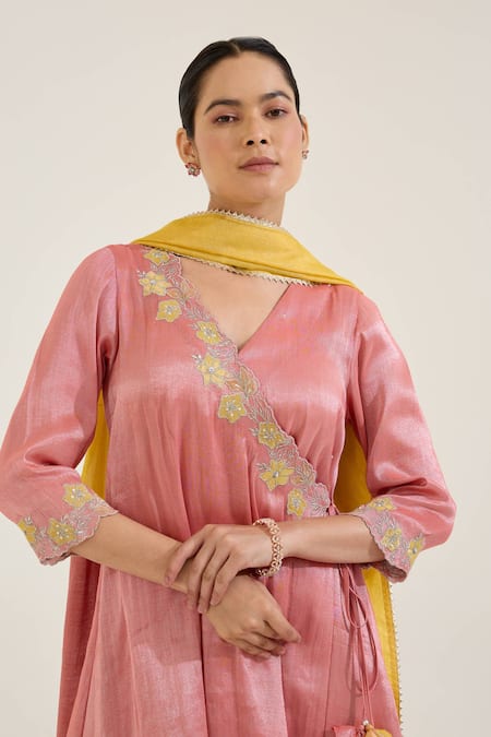 Shop_Nero India_Pink Chanderi, Tissue Embroidery V-neck Placement Kurta Set _Online_at_Aza_Fashions