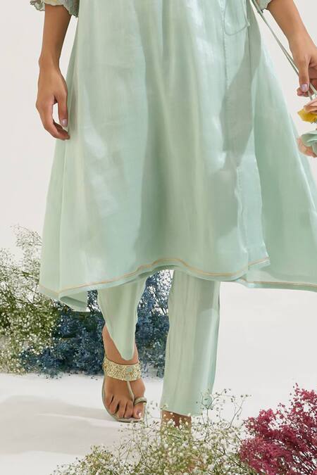 Buy Nero India Blue Tissue Embroidery V-neck Placement Kurta With Pant Online at Aza Fashions Buy_Nero India_Blue Tissue Embroidery V-neck Placement Kurta With Pant _Online_at_Aza_Fashions