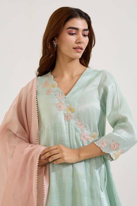Buy Nero India Pink Chanderi, Tissue Embroidery Two Tone Dupatta Online at Aza Fashions Buy_Nero India_Pink Chanderi, Tissue Embroidery Two Tone Dupatta _Online_at_Aza_Fashions