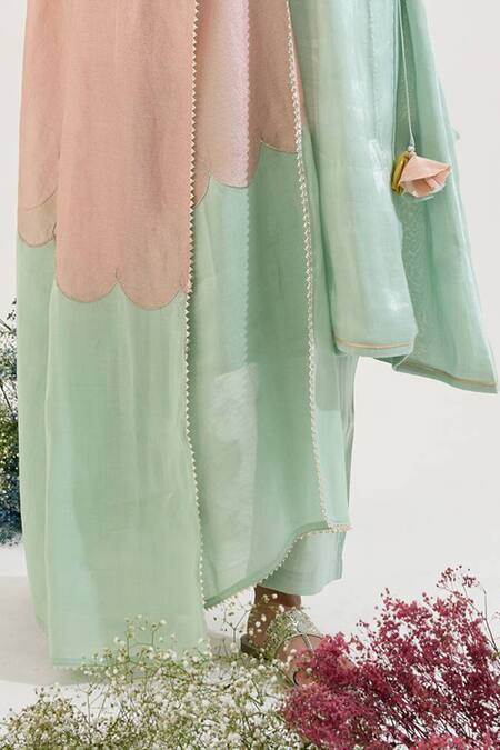 Nero India Blue Chanderi, Tissue Embroidery V-neck Straight Kurta Set Online at Aza Fashions Nero India_Blue Chanderi, Tissue Embroidery V-neck Straight Kurta Set _Online_at_Aza_Fashions