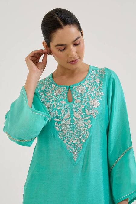 Nero India Turquoise Chanderi Embroidery Keyhole Neck Kurta Set at Aza Fashions Nero India_Turquoise Chanderi Embroidery Keyhole Neck Kurta Set _at_Aza_Fashions