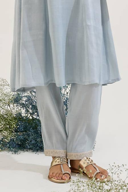 Nero India Blue Tissue Embroidery V-neck Floral Kurta With Pant Online at Aza Fashions Nero India_Blue Tissue Embroidery V-neck Floral Kurta With Pant _Online_at_Aza_Fashions