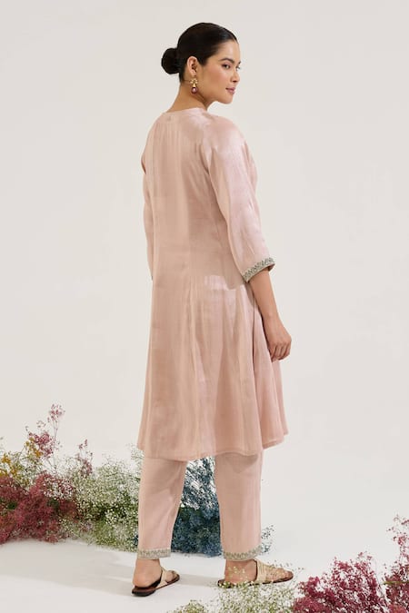 Shop Nero India Pink Tissue Embroidery Split V-neck Floral Kurta With Pant at Aza Fashions Shop_Nero India_Pink Tissue Embroidery Split V-neck Floral Kurta With Pant _at_Aza_Fashions
