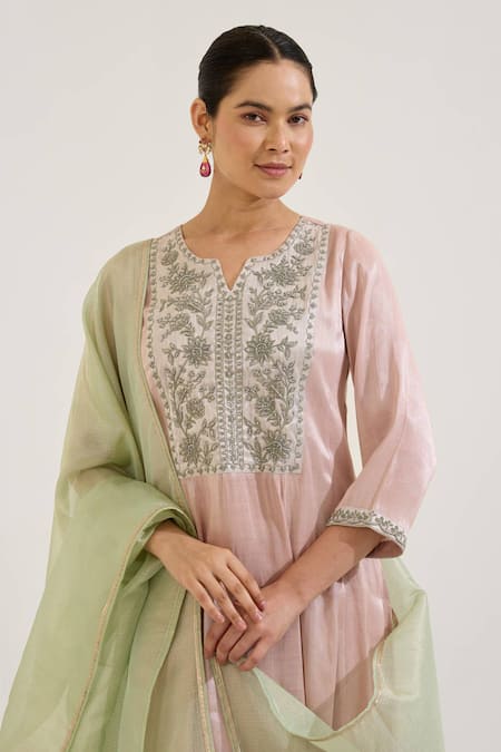 Buy_Nero India_Green Tissue Embroidery Kota Dupatta _Online_at_Aza_Fashions