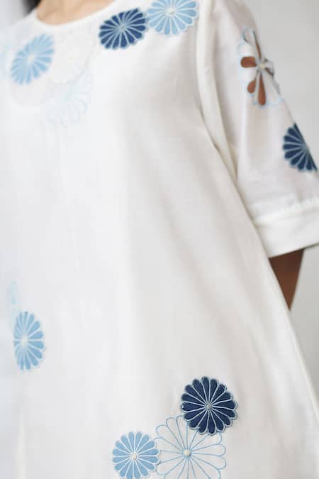 Shop_Nachiket Barve_Ivory Chanderi Applique Round Neck Cutwork Kurta _Online_at_Aza_Fashions