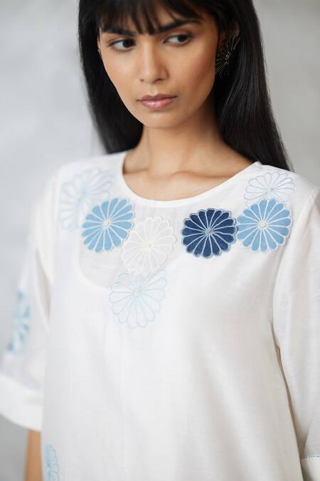 Shop_Nachiket Barve_Ivory Chanderi, Tussar Applique Round Neck Nova Cutwork Kurta And Pant Set _Online_at_Aza_Fashions