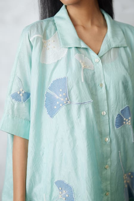 Buy_Nachiket Barve_Teal Silk, Tussar Embroidery Collared Ginkgo Crushed Shirt And Pant Set 