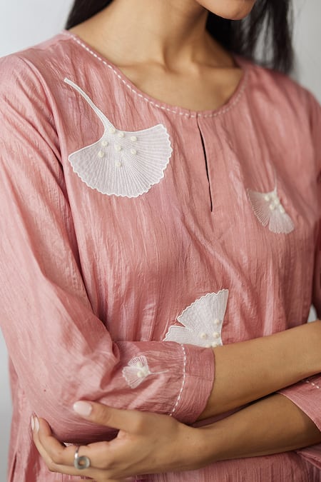 Buy_Nachiket Barve_Pink Silk Embroidery Round Neck Ginkgo Crushed Kurta _Online_at_Aza_Fashions