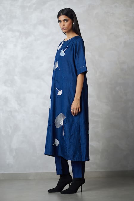 Nachiket Barve_Blue Silk, Tussar Applique, Embroidery Round Ginkgo Crushed Kurta And Pant Set _Online_at_Aza_Fashions