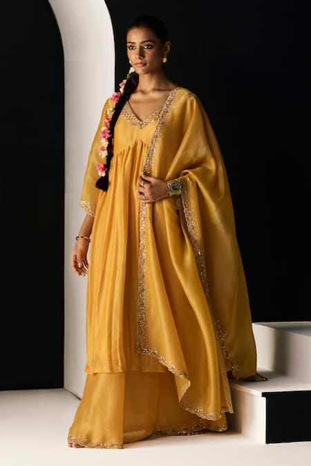 Sarang Kaur Yellow Tissue Embroidery V-neck Rehmat Lehenga Set
