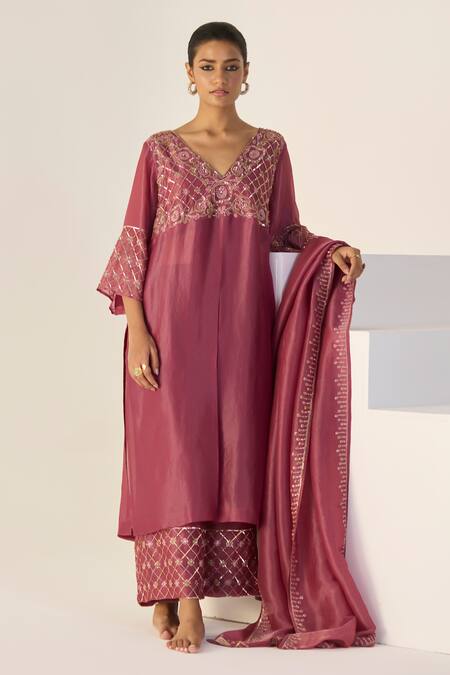 Buy_Sarang Kaur_Purple Tissue Embroidery V-neck Badla Kurta Set 