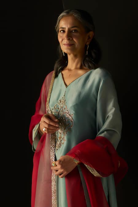 Sarang Kaur_Blue Tissue, Silk, Organza Embroidery, Zari V-neck Sana Kurta Set _at_Aza_Fashions