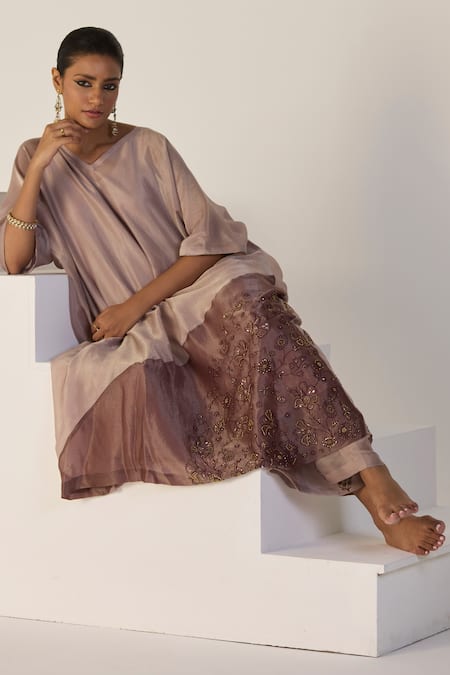Buy_Sarang Kaur_Purple Tissue, Silk Embroidery V-neck Zehra Kaftan Set 