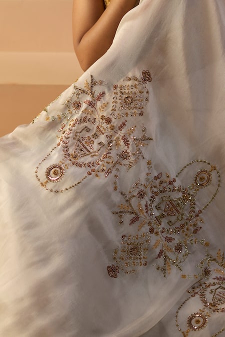 Buy_Sarang Kaur_White Tissue, Silk Beads, Sequins Iqra Saree With Unstitched Blouse 