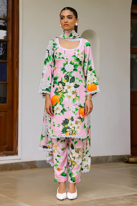 Shop_Sanam_Pink Muslin Lace Round Neck Alia Floral Print Kurta Set _Online_at_Aza_Fashions