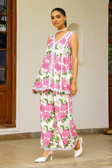 Sanam Ivory Muslin Lace V-neck Julie Floral Print Kurta And Pant Set 