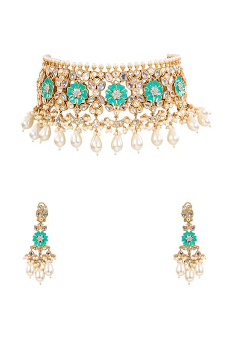 Buy_Auraa Trends_Gold Plated Pearls Kundan Choker Necklace Set _Online_at_Aza_Fashions