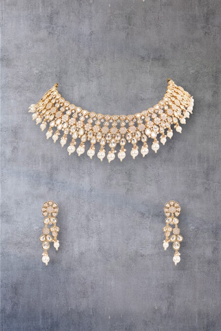 Auraa Trends Gold Plated Diamonds, Pearls Kundan Choker Set 