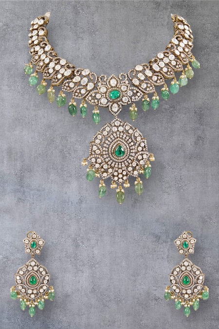 Auraa Trends Green Diamonds, Stones Kundan Embellished Choker Set 