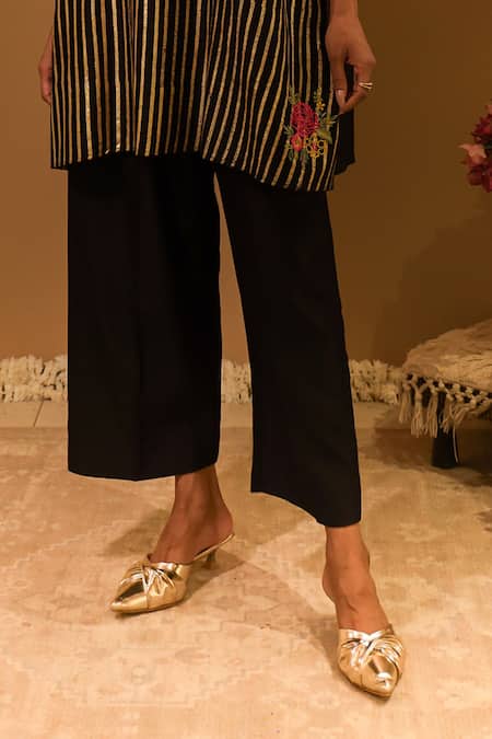 Buy_BO Tree_Black Chanderi Embroidery V-neck Hana Stripe Woven Kaftan With Pant _Online_at_Aza_Fashions