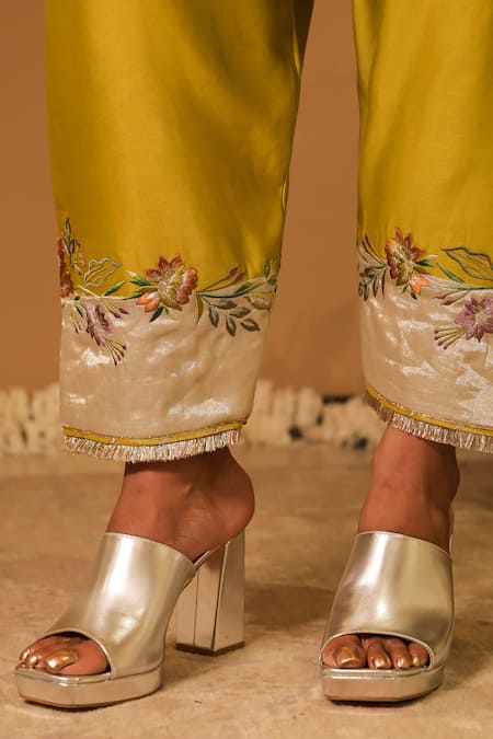 Buy BO Tree Green Chanderi, Organza Embroidery Round Neck Abeer Floral Kurta Set Online at Aza Fashions Buy_BO Tree_Green Chanderi, Organza Embroidery Round Neck Abeer Floral Kurta Set _Online_at_Aza_Fashions