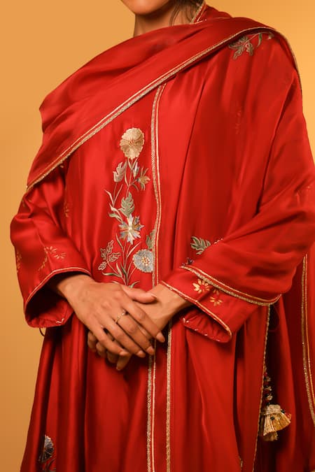 Shop_BO Tree_Red Chanderi, Organza Embroidery Notched Neck Noor Kurta Set _Online_at_Aza_Fashions