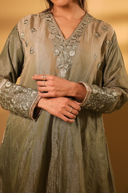 Shop_BO Tree_Green Cotton, Tissue Embroidery V-neck Isra Neckline Kurta And Pant Set _Online_at_Aza_Fashions