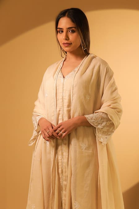 BO Tree Off White Cotton, Kota Doria, Tissue Embroidery V-neck Zora Floral Kurta Set Online at Aza Fashions BO Tree_Off White Cotton, Kota Doria, Tissue Embroidery V-neck Zora Floral Kurta Set _Online_at_Aza_Fashions