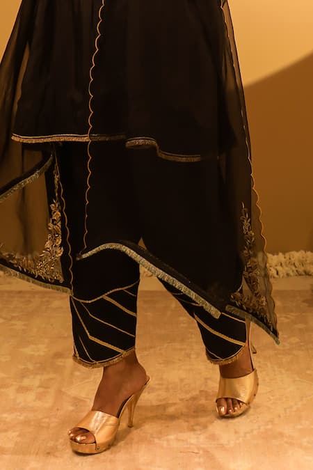 BO Tree_Black Silk, Organza Sequins, Embroidery Split Hamza Zardozi Kurta Pant Set _Online_at_Aza_Fashions