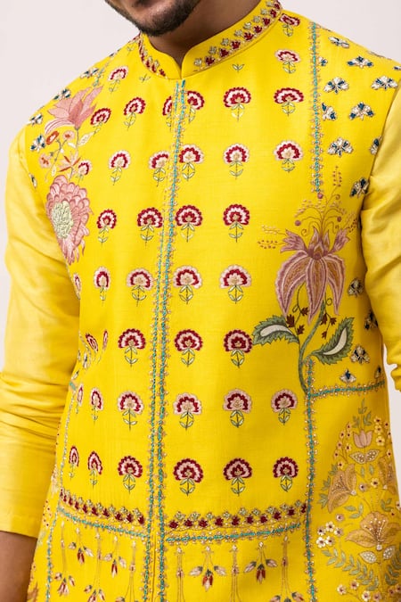 Buy_PAARSH_Yellow Silk Embroidery Sunburst Bloom Nehru Jacket Set _Online_at_Aza_Fashions
