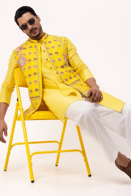 Buy_PAARSH_Yellow Silk Embroidery Sunburst Bloom Nehru Jacket Set 