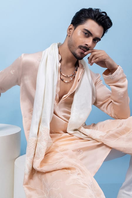 Shop PAARSH Peach Linen, Satin Embroidery Blush Horizon Kurta Online at Aza Fashions Shop_PAARSH_Peach Linen, Satin Embroidery Blush Horizon Kurta _Online_at_Aza_Fashions