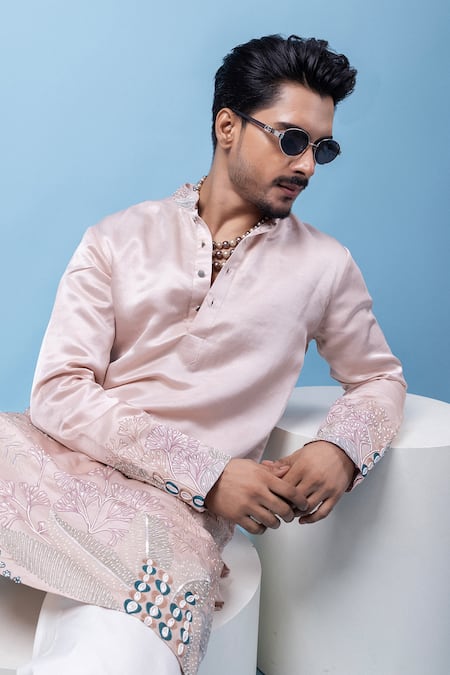PAARSH Pink Linen, Satin Embroidery Coral Embers Kurta at Aza Fashions PAARSH_Pink Linen, Satin Embroidery Coral Embers Kurta _at_Aza_Fashions