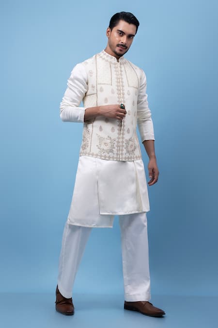 Shop PAARSH Ivory Linen Embroidery Floral Angrakha Kurta at Aza Fashions Shop_PAARSH_Ivory Linen Embroidery Floral Angrakha Kurta _at_Aza_Fashions