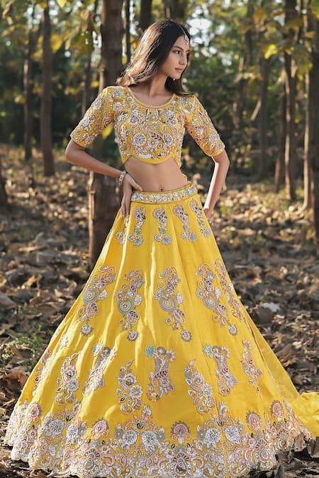 Panihari Paisley Embroidered Bridal Lehenga Set 
