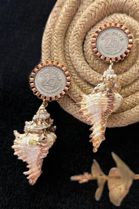 Rejuvenate Jewels 25 Paise Shell Earrings 