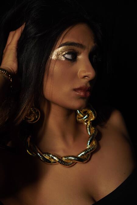 Rejuvenate Jewels_Gold Plated Metallic Twisted Necklace _Online_at_Aza_Fashions