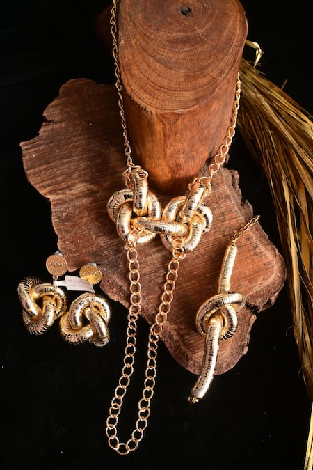 Rejuvenate Jewels Golden Chain Knot Necklace 