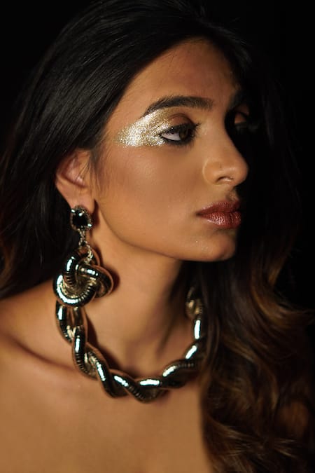 Rejuvenate Jewels Silver Plated Metallic Twisted Choker 
